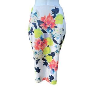 Nookie Floral Back Zipper Body con Pencil skirt